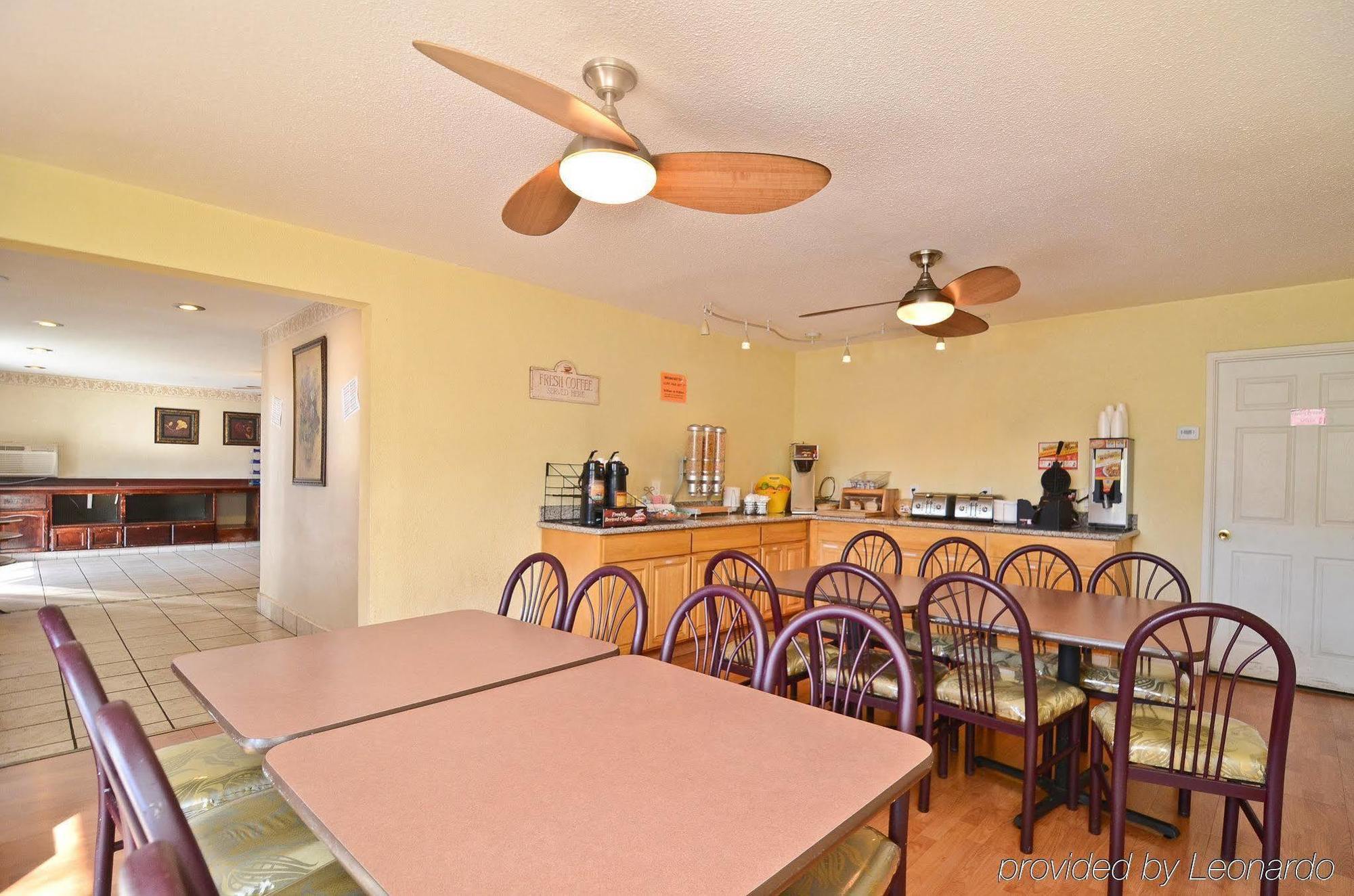 Quality Inn Merced Restaurant photo